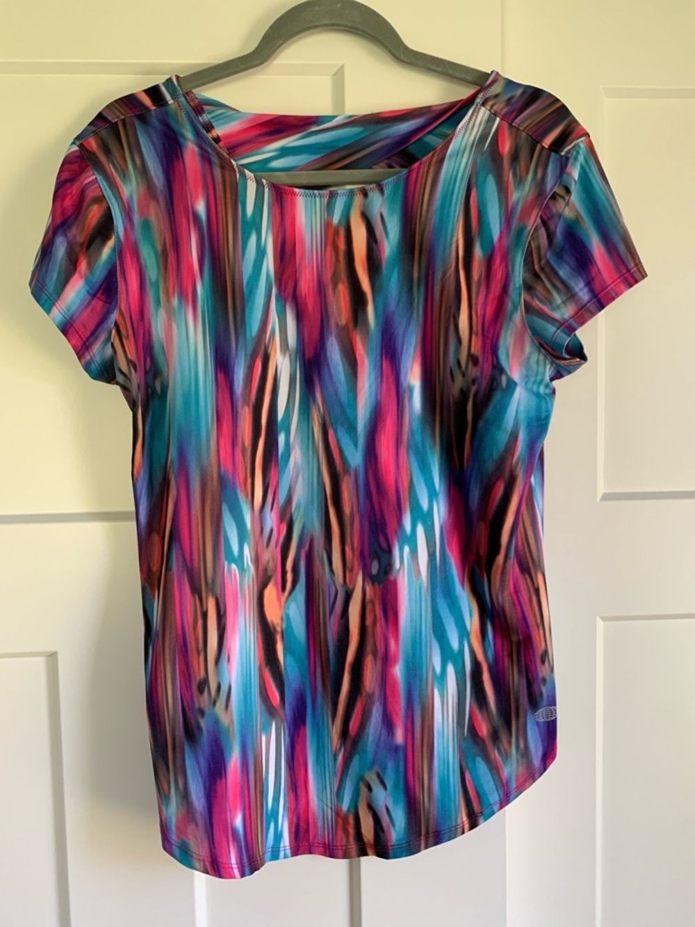 Vibrant Multicolor Short-Sleeve Women’s Top